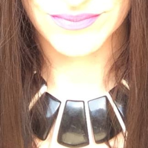 Meet your Posher, Lisa - Picture 3 of 8